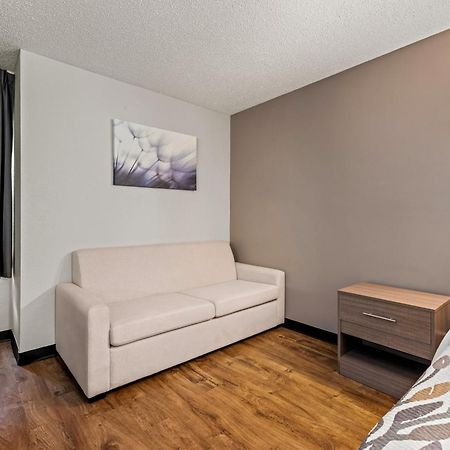 Red Roof Inn Charlotte - University Extérieur photo