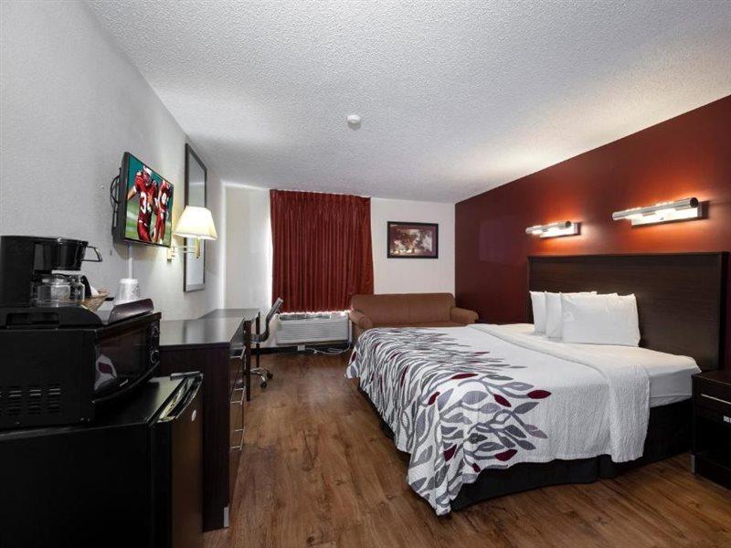 Red Roof Inn Charlotte - University Extérieur photo