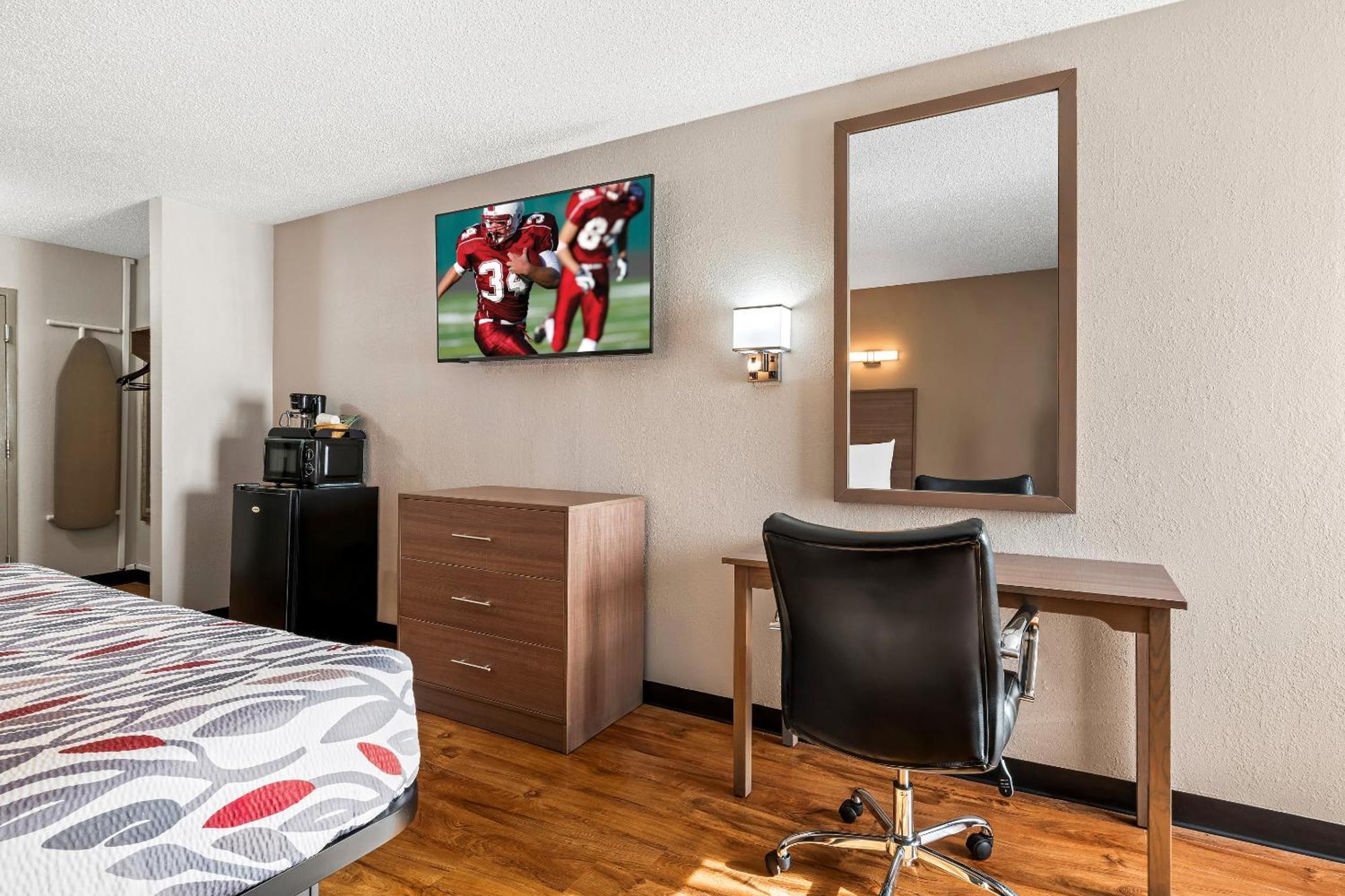 Red Roof Inn Charlotte - University Extérieur photo