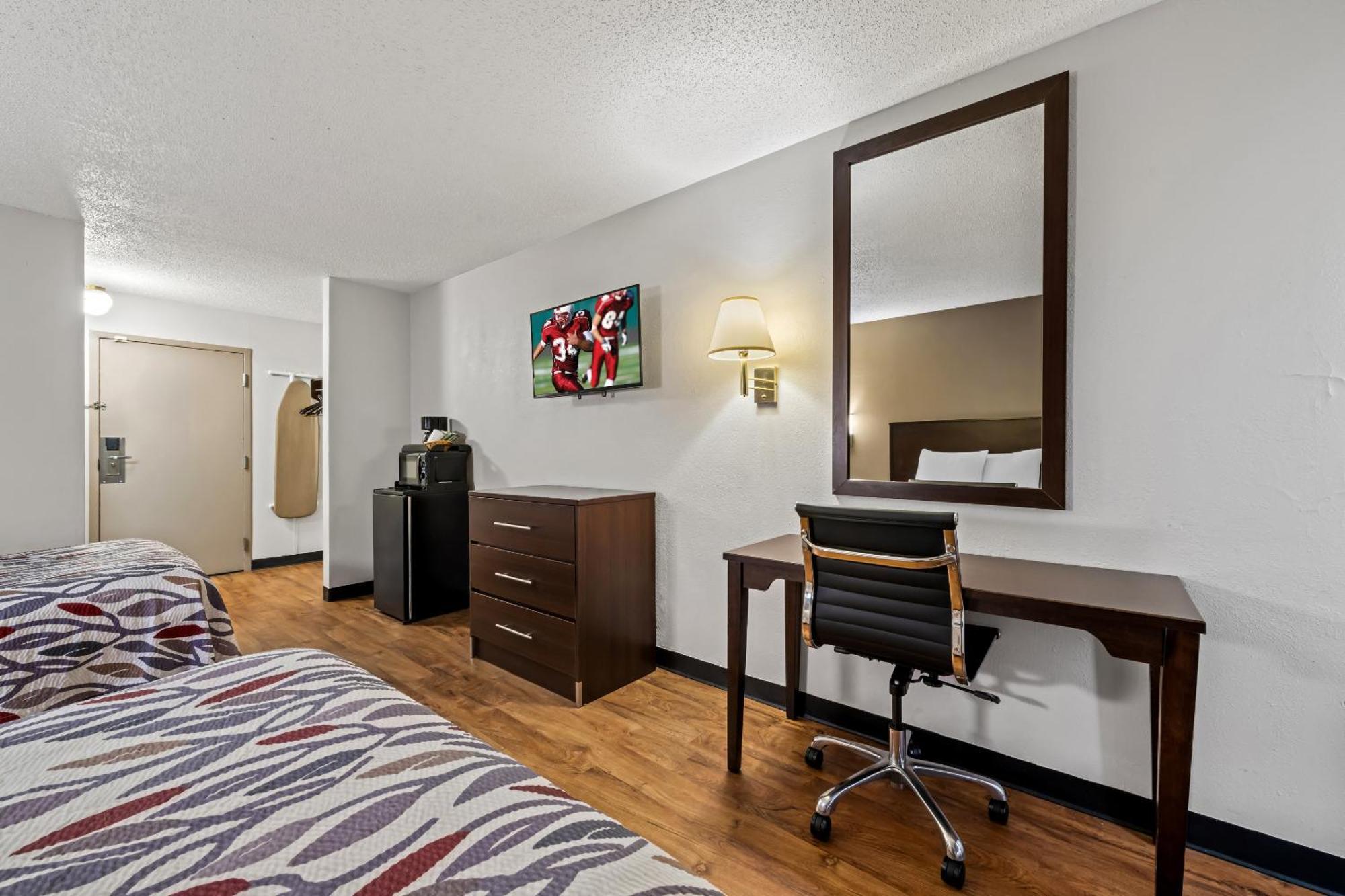 Red Roof Inn Charlotte - University Extérieur photo