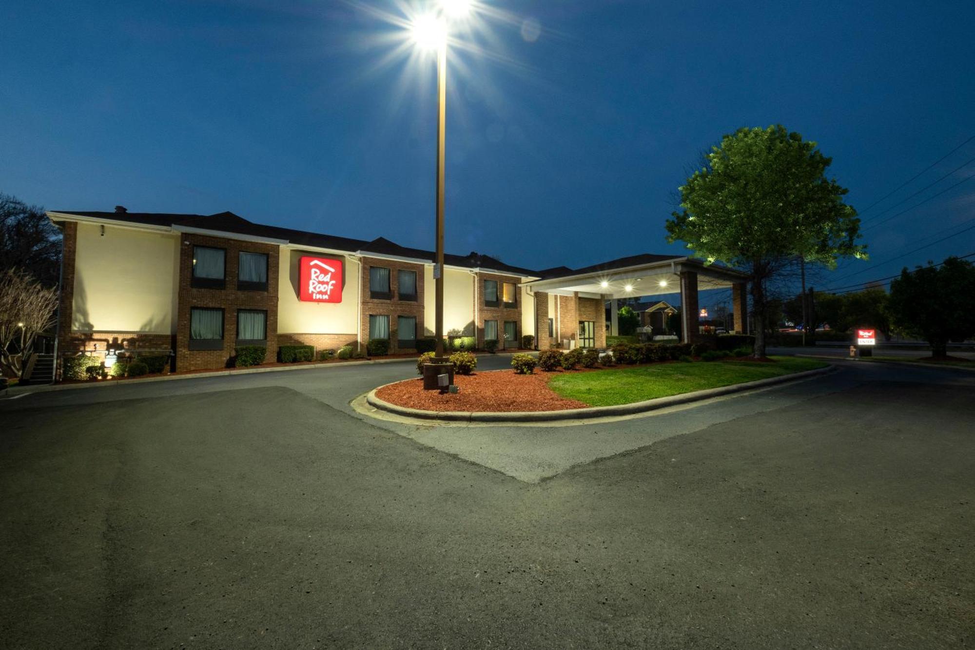 Red Roof Inn Charlotte - University Extérieur photo